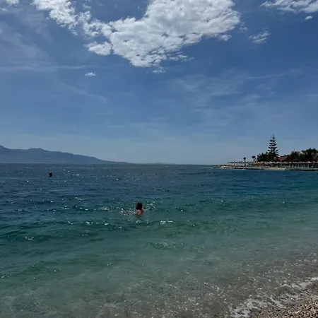 Premium For Incredibles * Sarandë